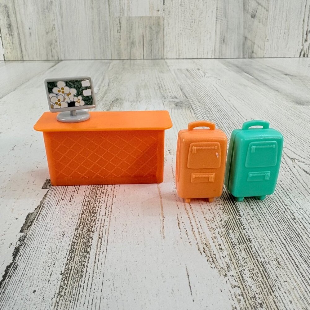 Bluey Airplane Desk Computer Suitcases Luggage Bags for Figure Playset NEW